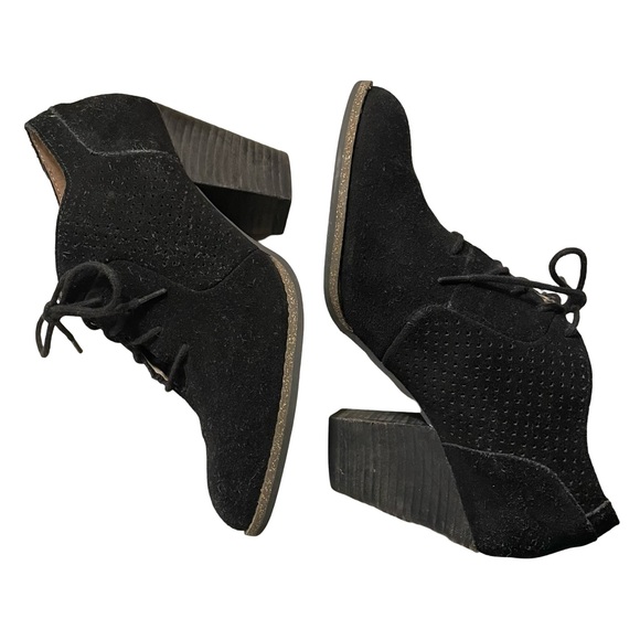 Adam Tucker Black Suede Lace-up Booties - Picture 3 of 8